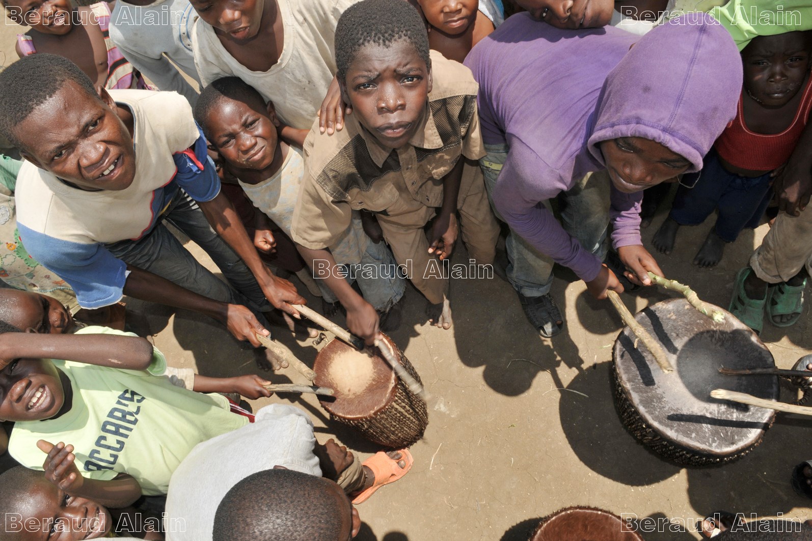22 Activité dans le camp